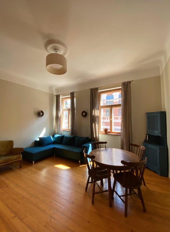 Rakstvezu Apartamenti Liepāja Екстериор снимка